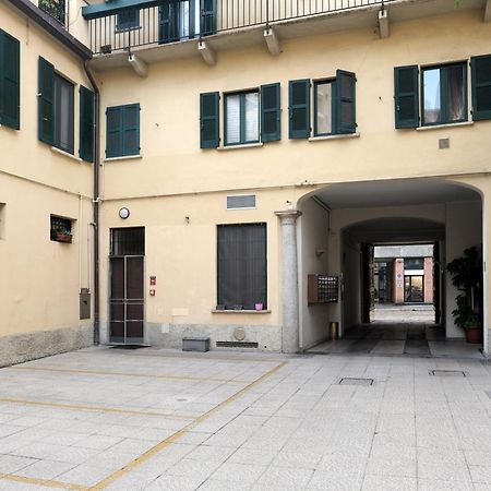 Comecasa Bright Terraced Apartment In Porta Romana Vicino Clinica Mangiagalli Milán Exteriér fotografie